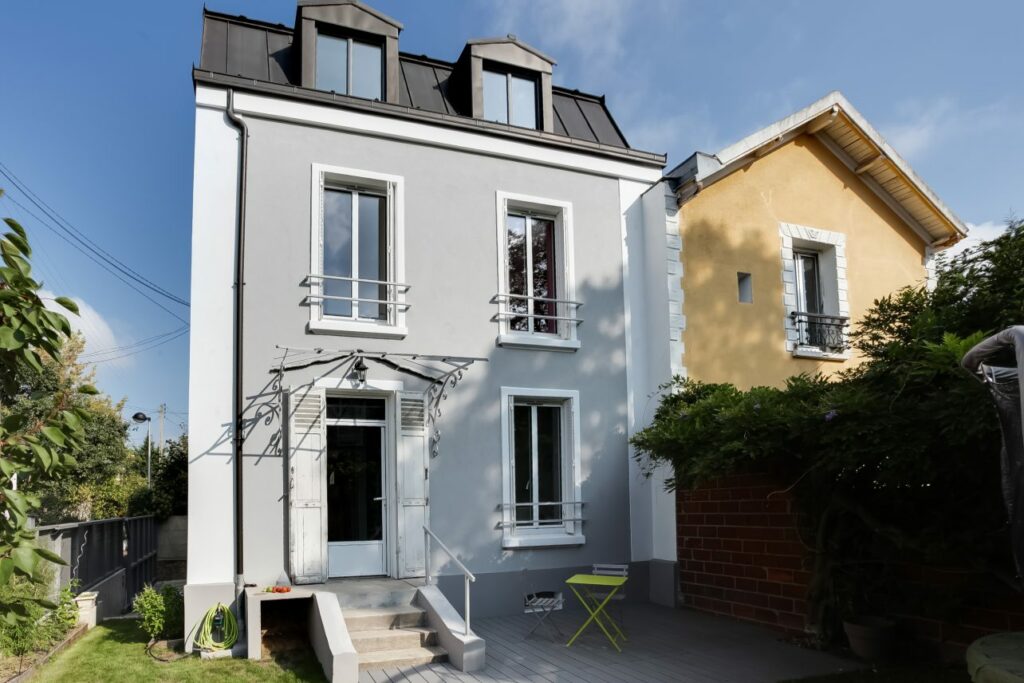 Menuiseries et rénovation intérieure